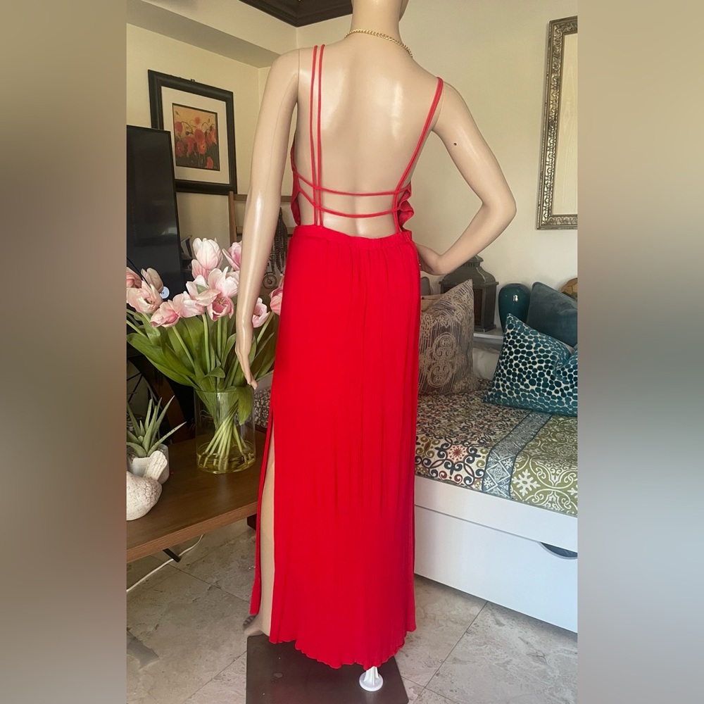 Lulú's Vibrant Red Strappy Back Maxi Dress - Size L - Like New
